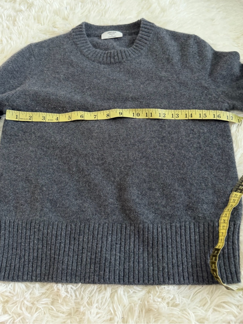 Aritzia Essential Cashmere Nouveau Sweater - Picture 7 of 9